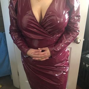 Fashion to figure size 1x burgundy dress
